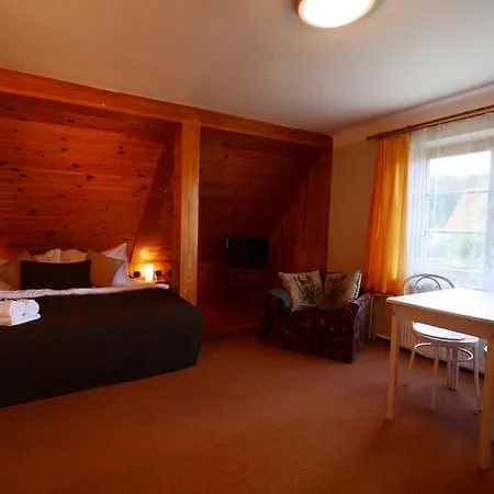 Pod Morskym Okem Gasthuis 3*